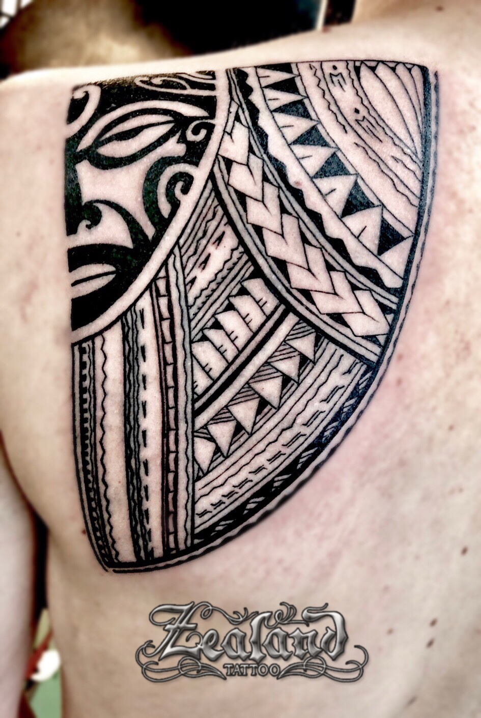 French Polynesian half-back by Gilles Lovisa, Mo'orea Island (French  Polynesia) : r/tattoo