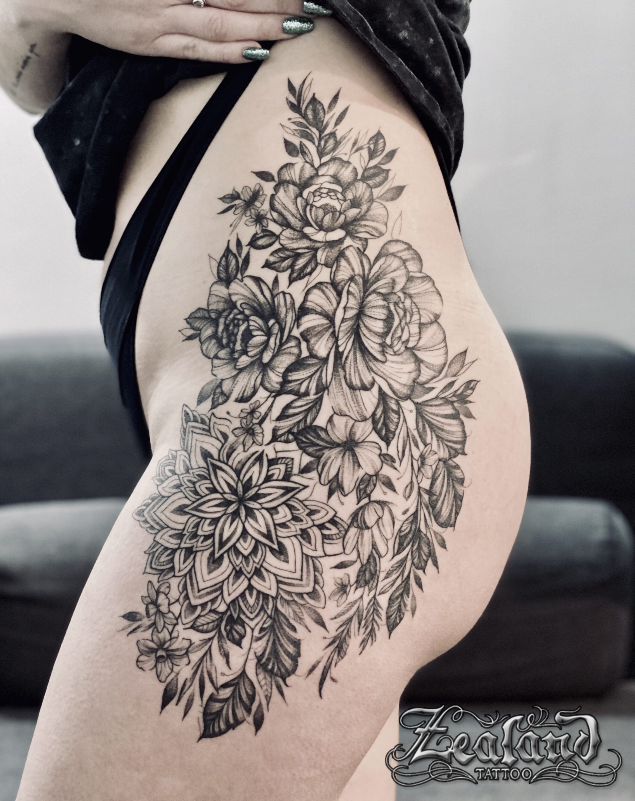 Blooming Flowers Wraparound Tattoos Design / Feminine Tattoo Design / Line  Art / Black Ink / Tattoo Stencil / Body Art / Digital Download - Etsy  Singapore